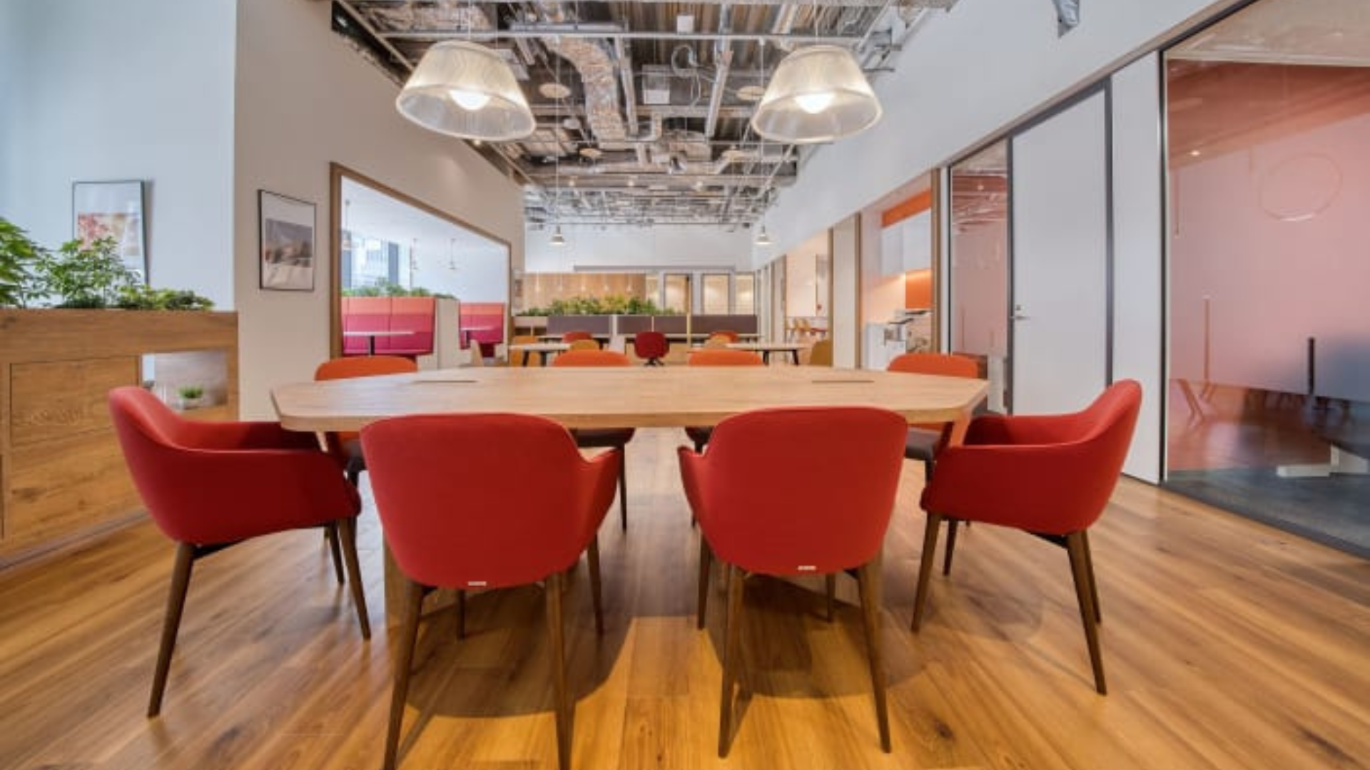 interior office view of Regus Paddington Central at paddington