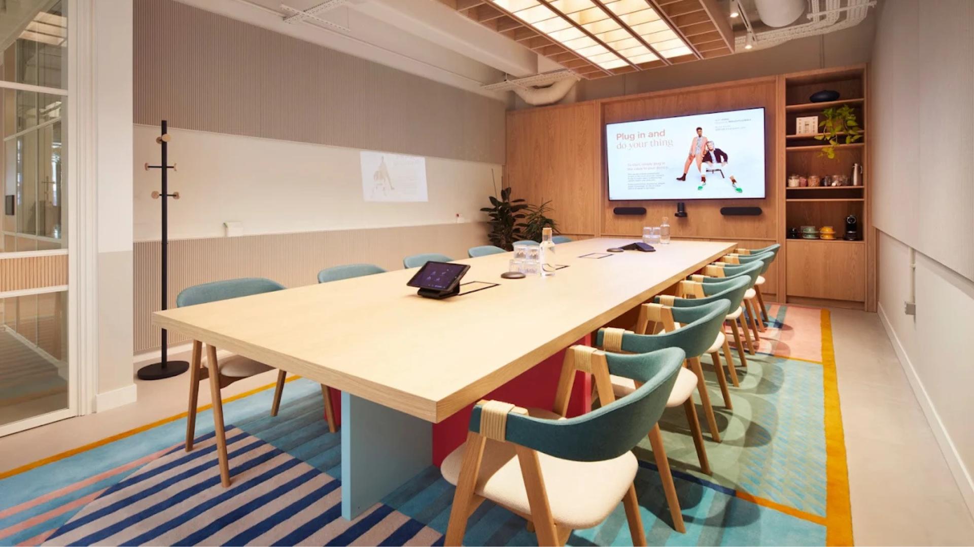 interior office view of the fora workspace in fitzrovia