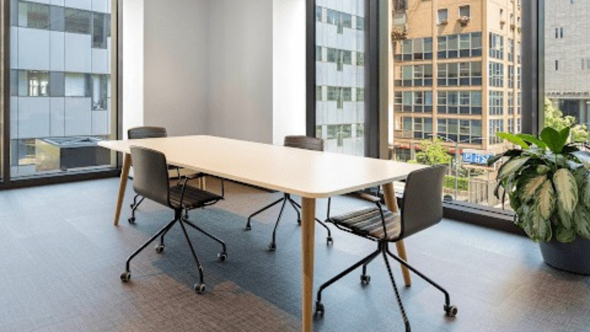 interior office view of the HQ Bloomsbury in Holborn, London