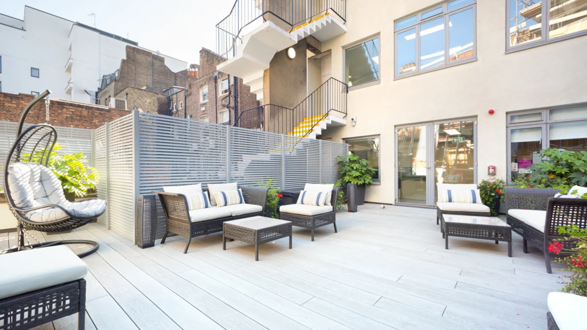 rooftop meeting view of the Landmark workspace in fitzrovia