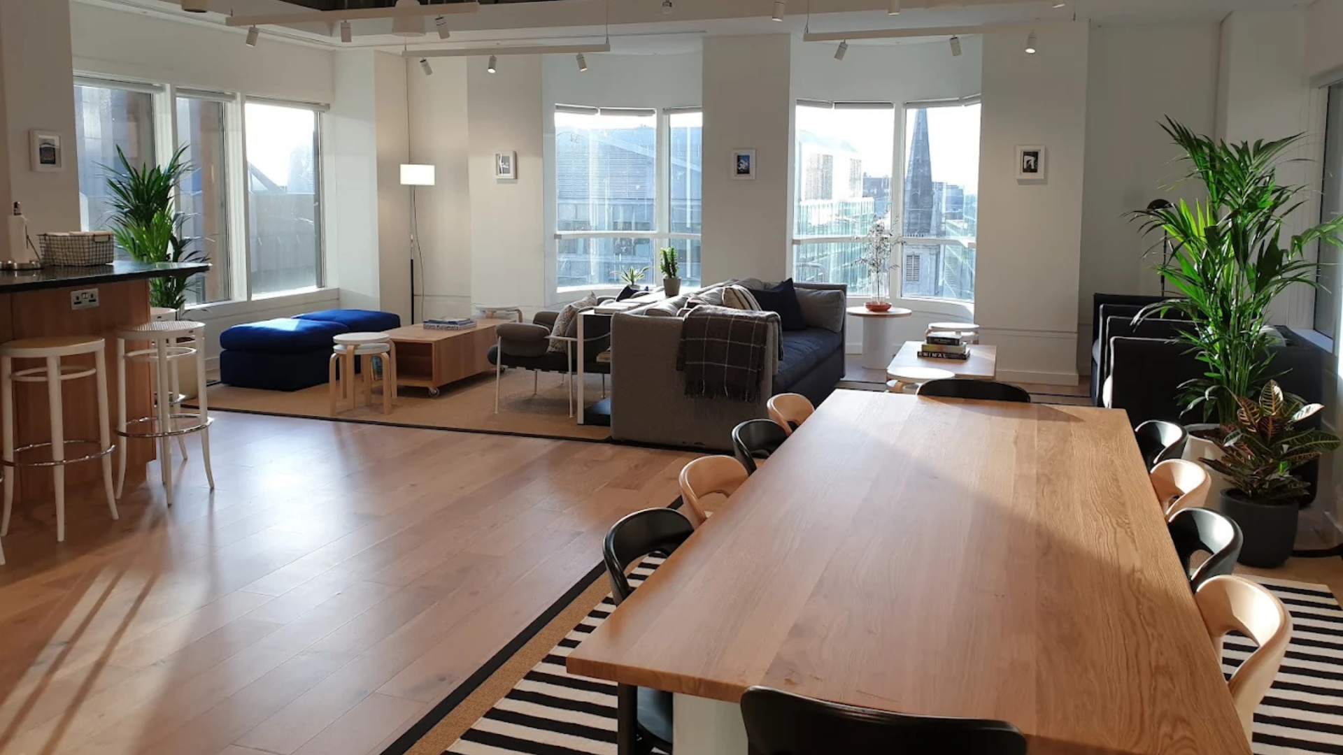 interior office view of the wework minister court office near london bridge